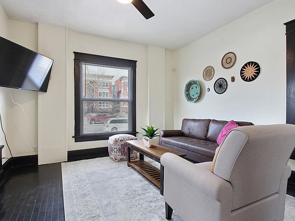 5th image of 4027 Troost Ave
