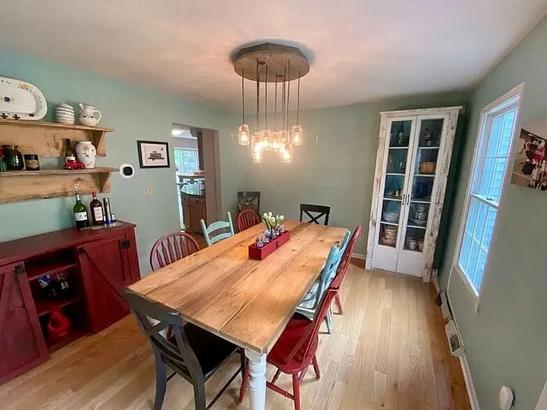 56 Orchardview Dr — Photo 6