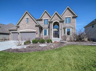 4023 Champion Rd, Naperville, IL 60564