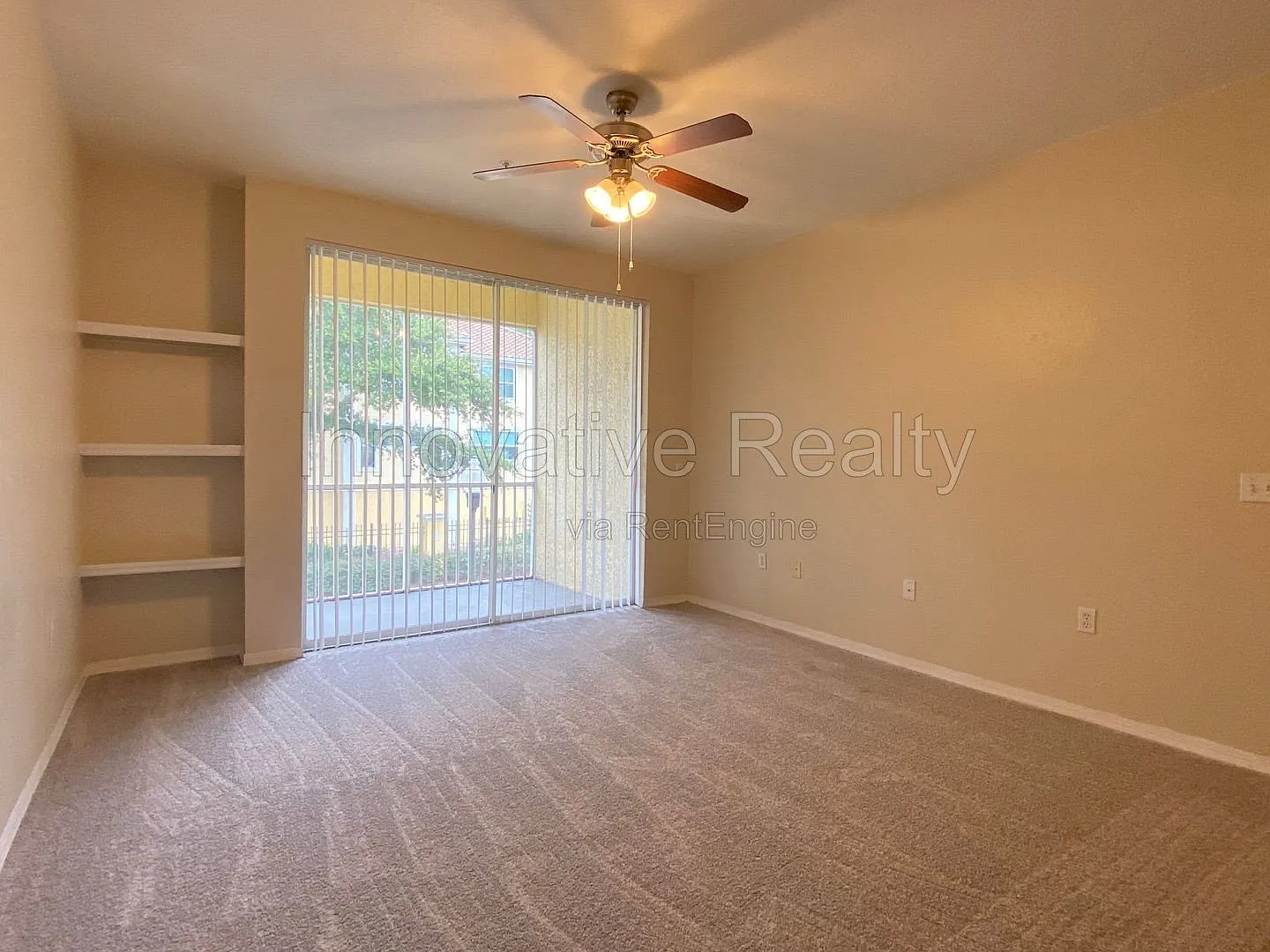 2 bed, 2.0 bath, 1048 sqft, $1,595 — Photo 3