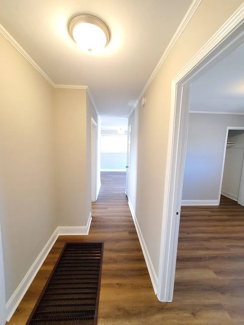 Beautiful Home in Charlotte NC 28208 — Photo 3