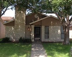 1st image of 104 Idylwood Pl