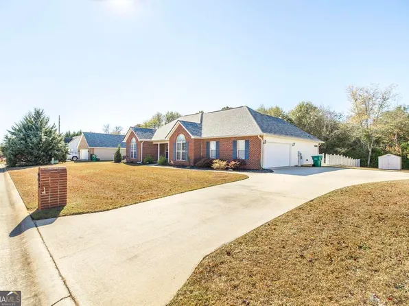 205 Canvass Back Trl, Kathleen, GA 31047