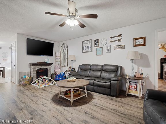 5th image of 10241 Kyle Dr
