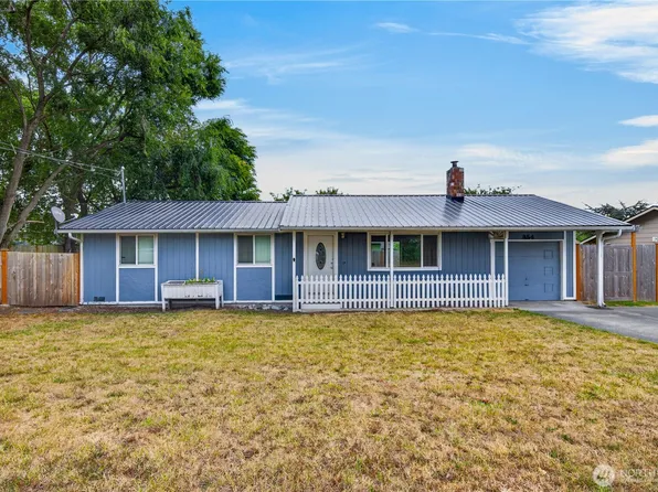 854 SW Heller Street, Oak Harbor, WA 98277