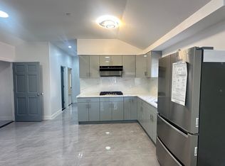 42-10 215th St APT 1, Bayside, NY 11361