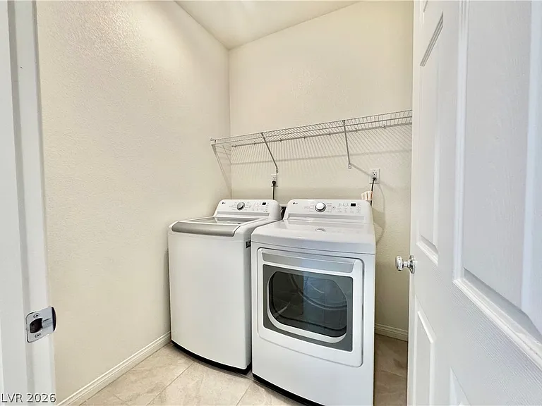 9021 Lucky Crest St — Photo 30