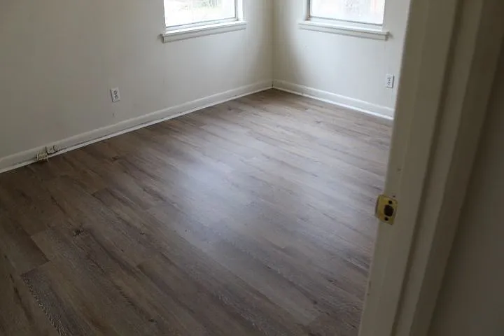 6 York Dr — Photo 16