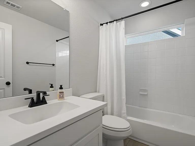 4320 Sandhills Ln — Photo 15