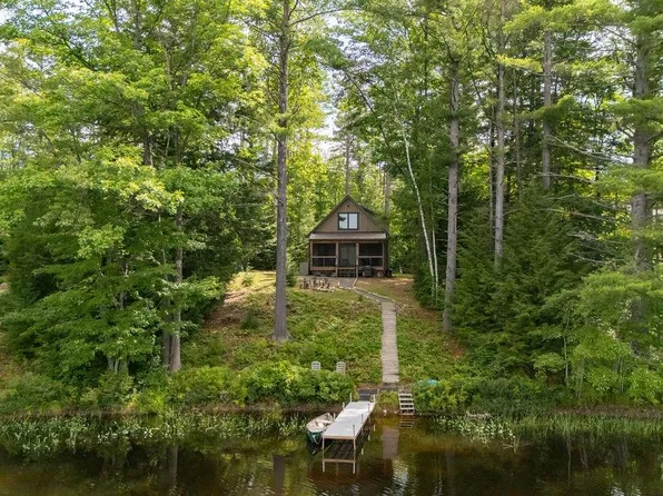 129 Stocker Pond Road, Grantham, NH 03753