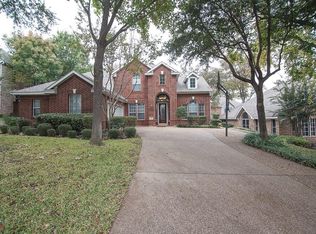 643 Royalwood Ct, Grand Prairie, TX 75052
