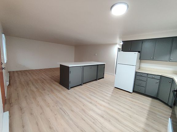 3rd image of 1023 & 1025 E Coeur D Alene Ave #3