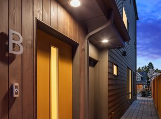 2113 6th Ave W #B, Seattle, WA 98119