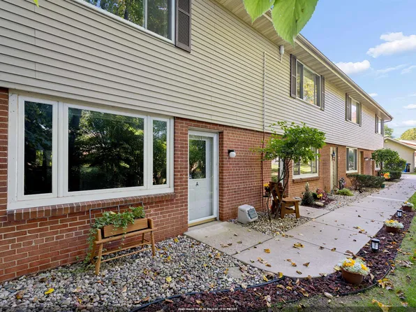 1031 S West Ct APT A, Appleton, WI 54915