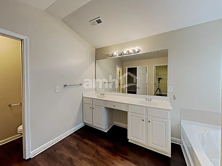 2607 Swansong Ln — Photo 14