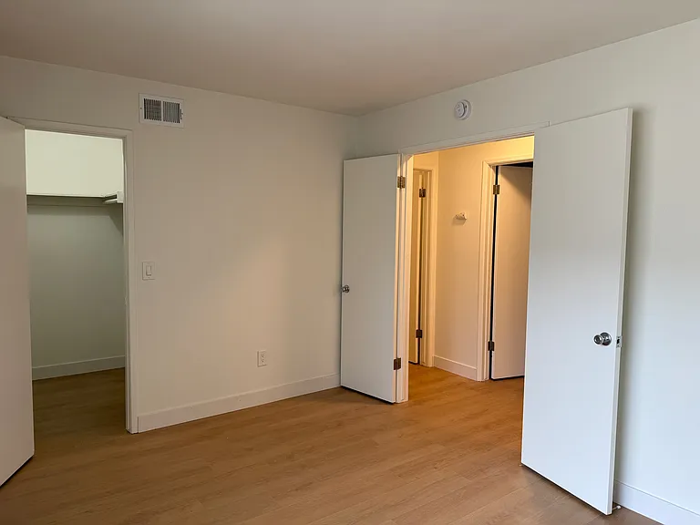 1500 Eastpark Dr #3 — Photo 15