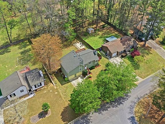 3rd image of 2995 Withers Way SW
