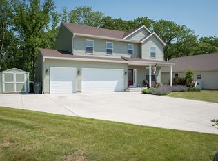 2112 Laurie Ln, Twin Lakes, WI 53181