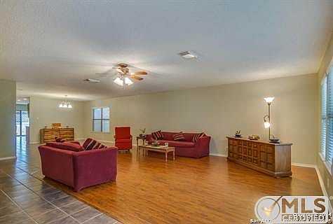 4th image of 11066 Kimes Park Dr