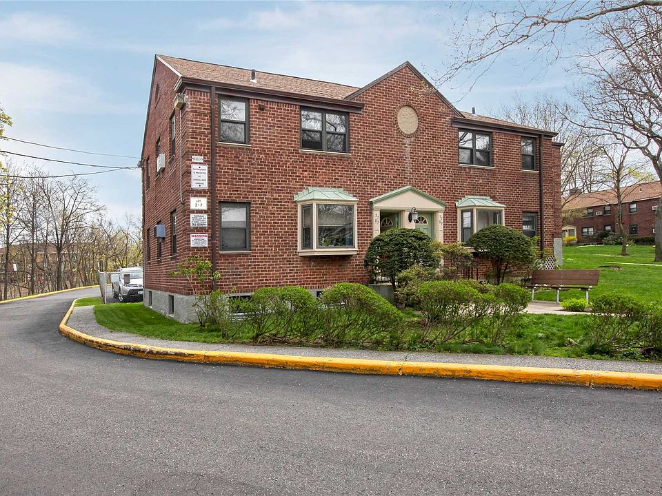 1st image of 5787 246th Cres