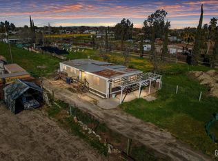 10024 Brimhall Rd, Bakersfield, CA 93312