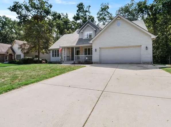 510 Eastwood Dr, Kouts, IN 46347
