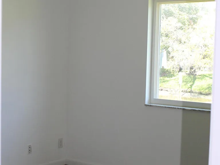 3883 Island Club Cir W — Photo 10