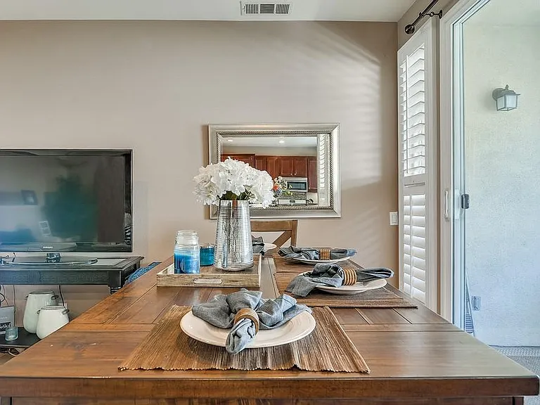 4460 Owens St #104 — Photo 12