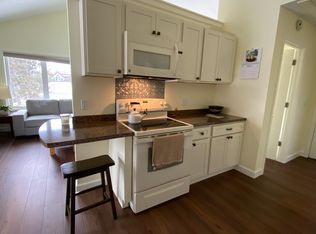 120 E 12th St, Traverse City, MI 49684