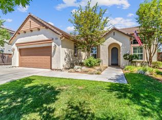 11082 E Greenbury Way, Clovis, CA