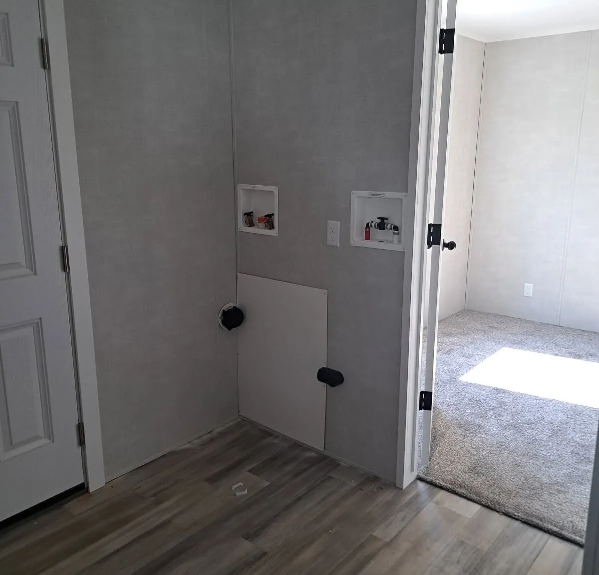 2 bed, 760 sqft, $1,002 — Photo 2
