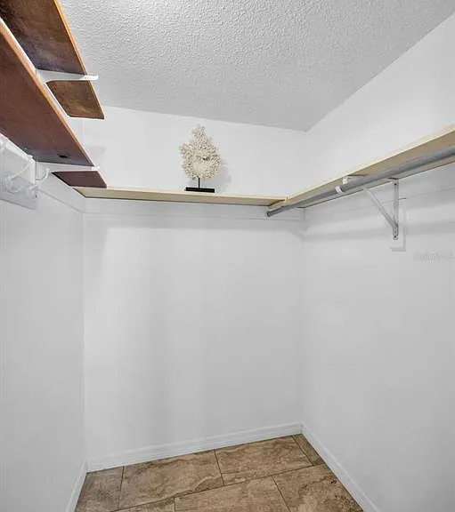 1000 Crane Ct — Photo 27