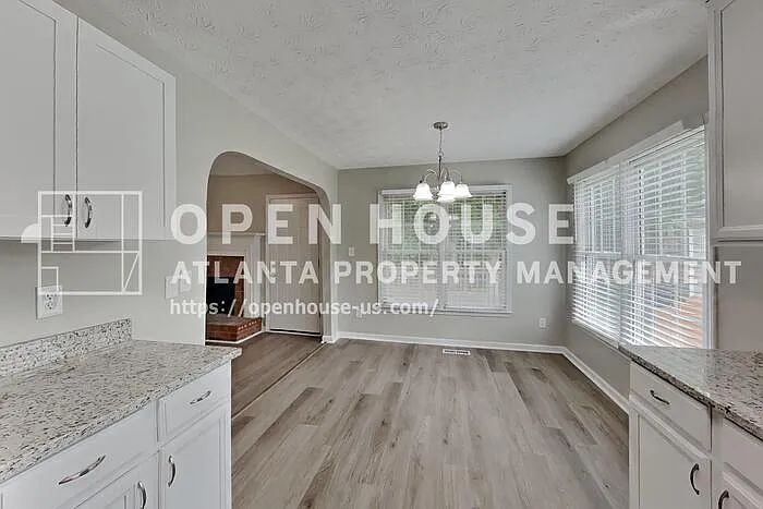 170 Sterling Dr — Photo 28