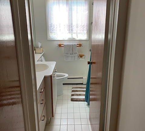 2nd image of 712 Knollwood Dr