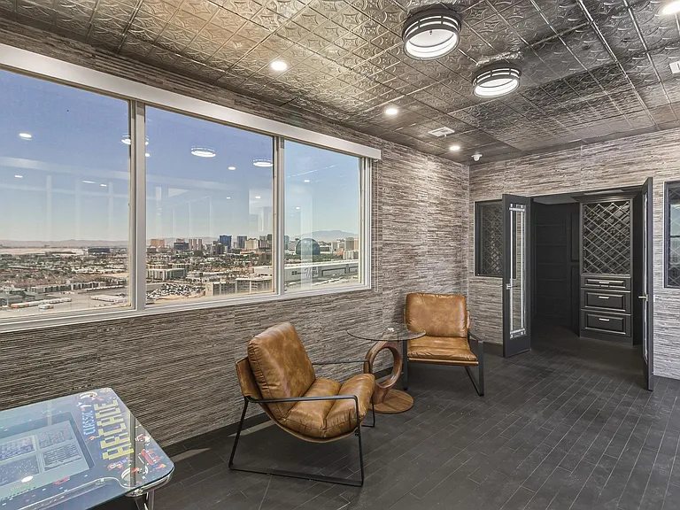 3111 Bel Air Dr #28H — Photo 43