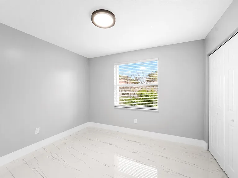 5233 SW 155th Way — Photo 23