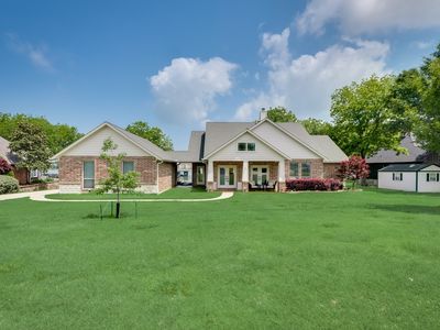 1195 The Shores Dr, Corsicana, TX, 75109