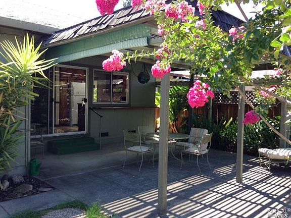2nd image of 221 Mountain View Dr