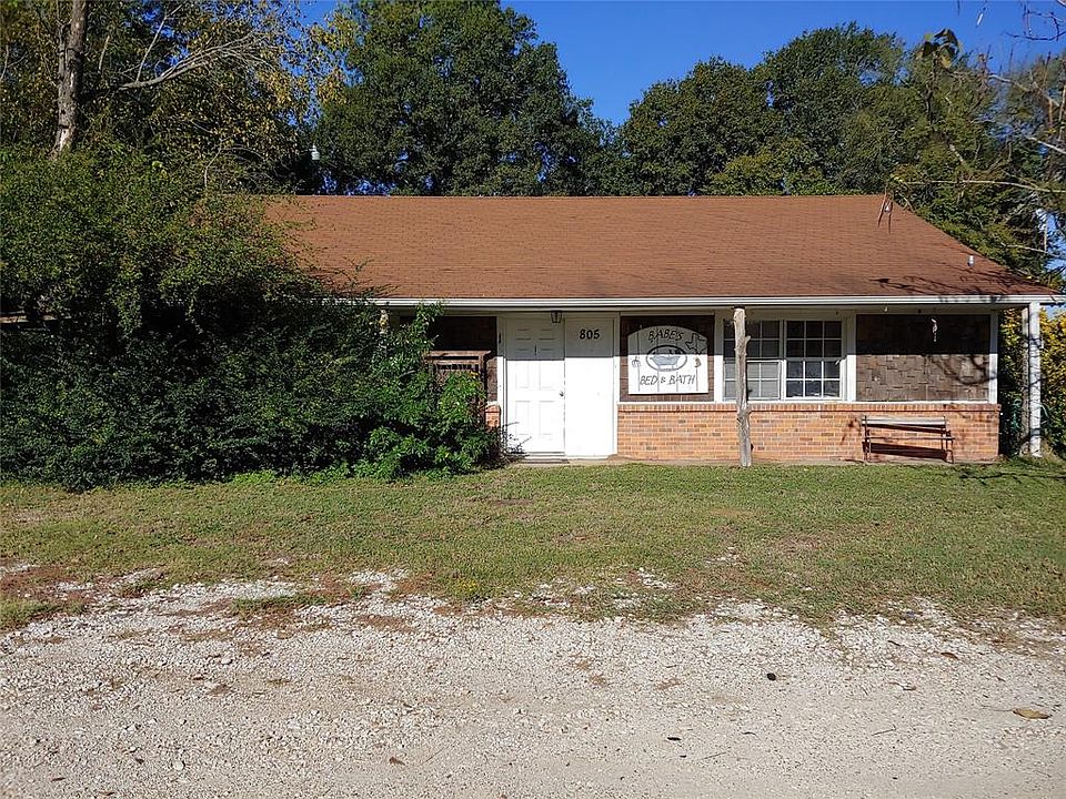 805 S Commerce St, Bremond, TX 76629 Zillow