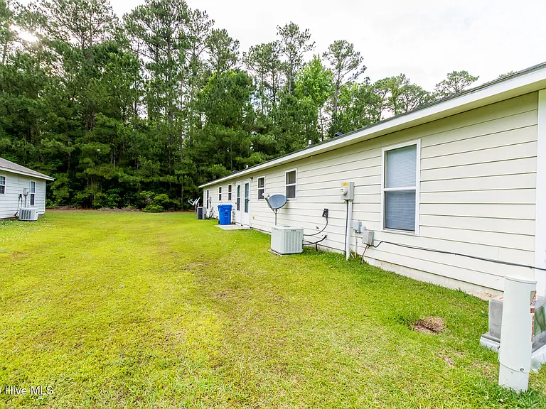 241A Lakewood Dr #A — Photo 5