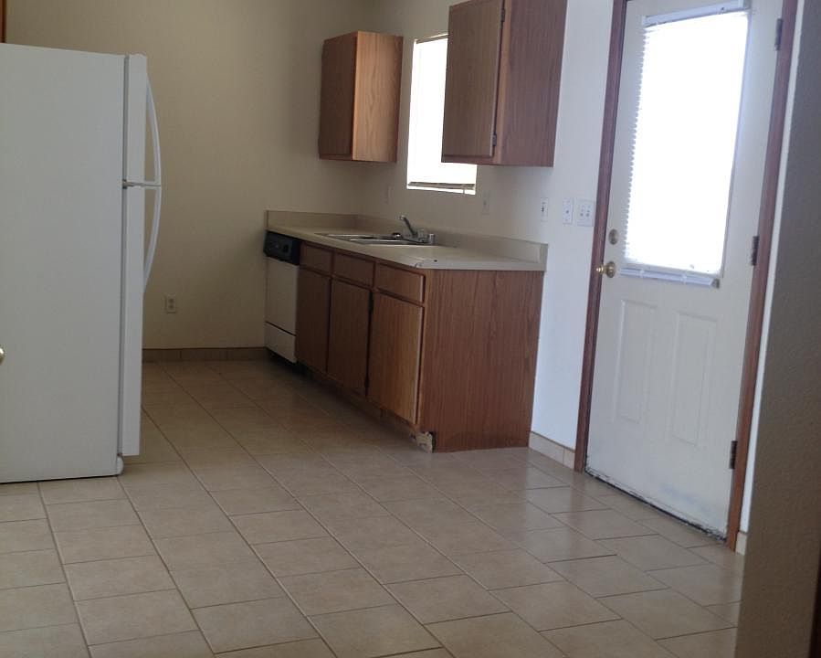 Huge Kitchn