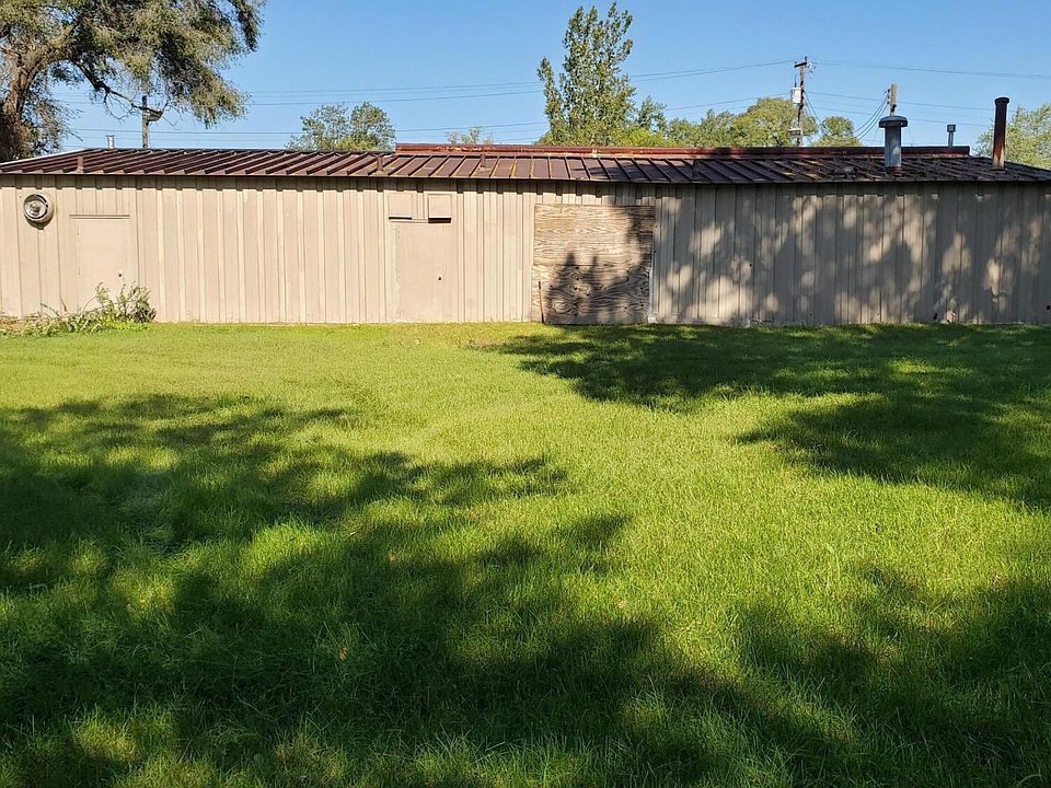 2nd image of 2148 Red Arrow Hwy