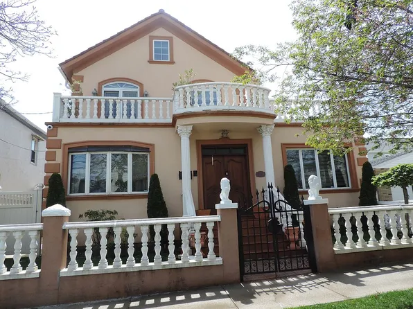 14916 10th Ave, Whitestone, NY 11357