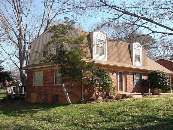 5th image of 23 Maryland Dr