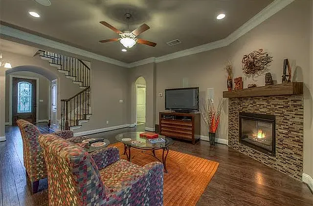 3 bed, 2.5 bath, 2531 sqft, $3,000 — Photo 4