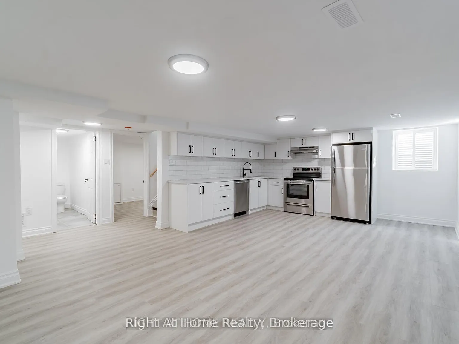 2 bed, $1,850 — Photo 4