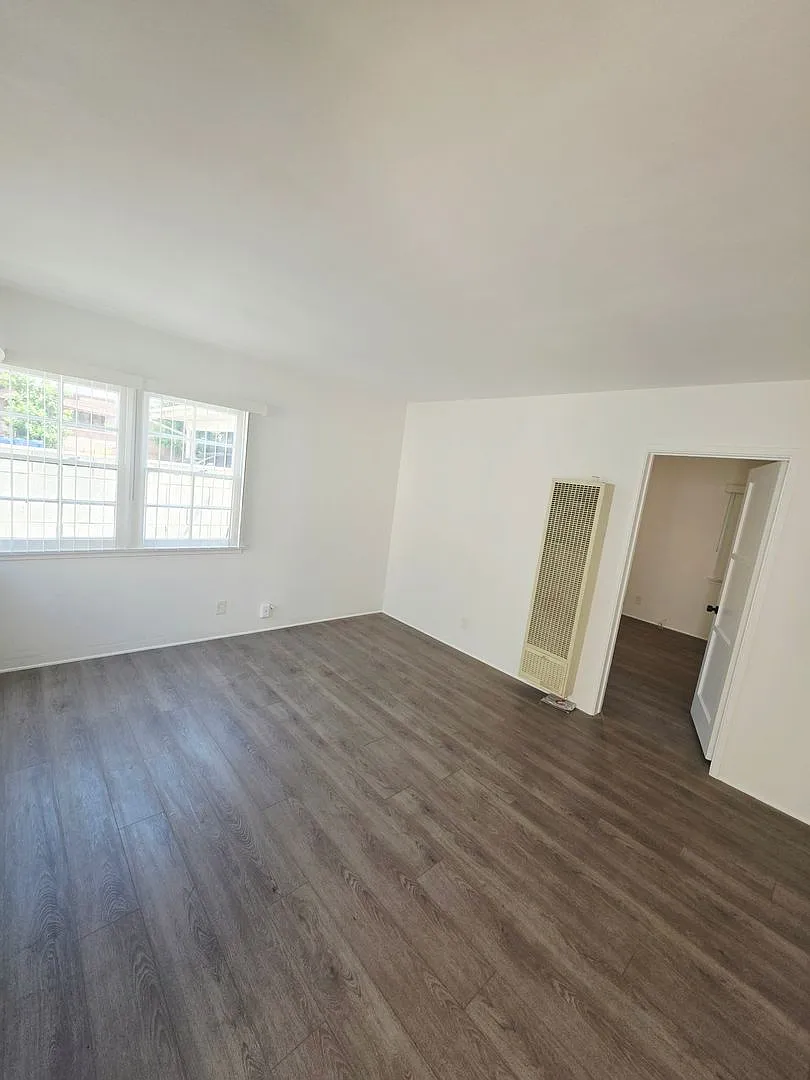 416 Fischer St. — Photo 4