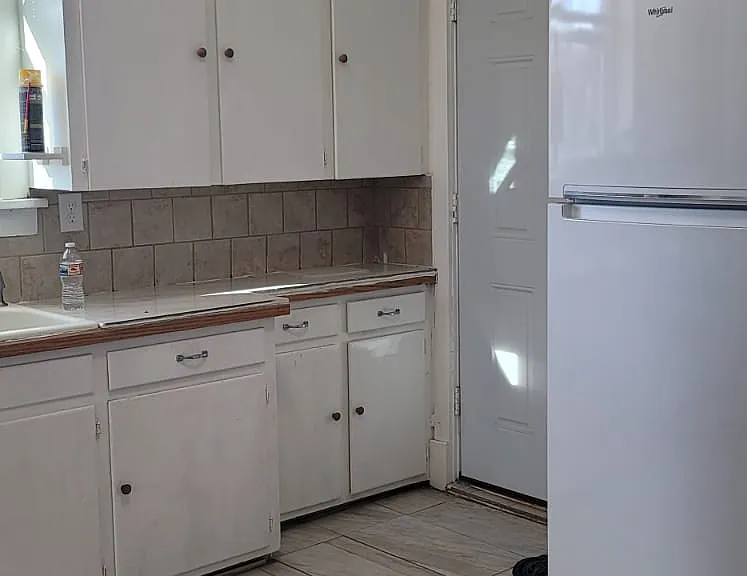 503 Bridger Ave — Photo 3