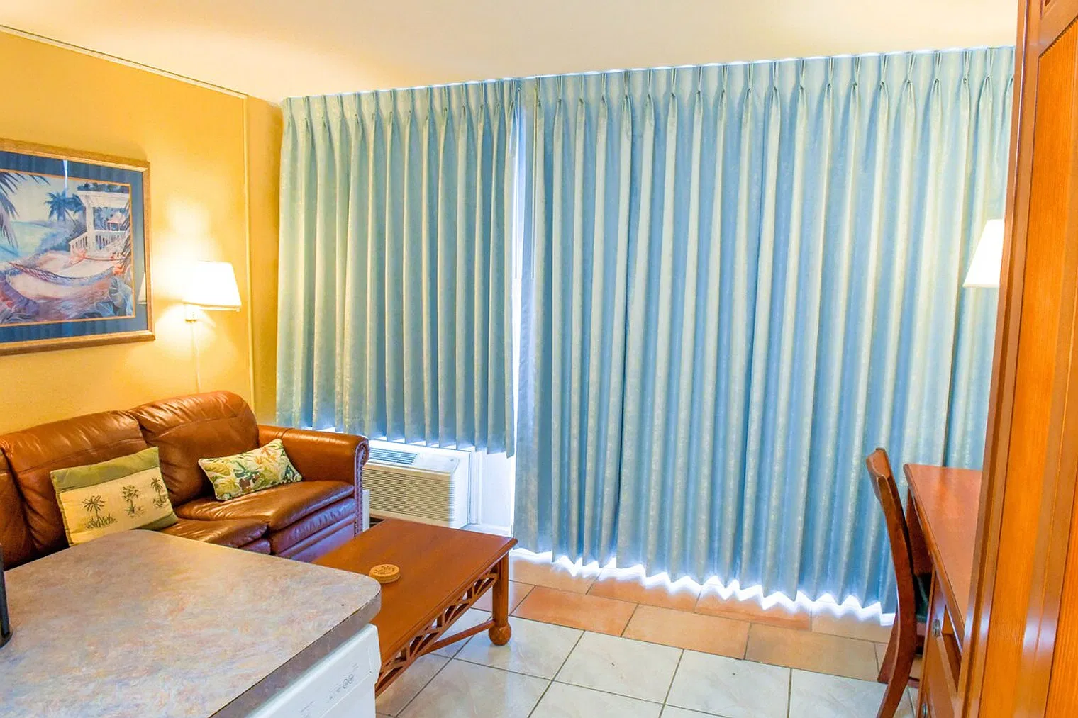 1 bed, 2.0 bath, $4,580 — Photo 3