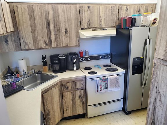3rd image of 629 Sea Pine Way #H3